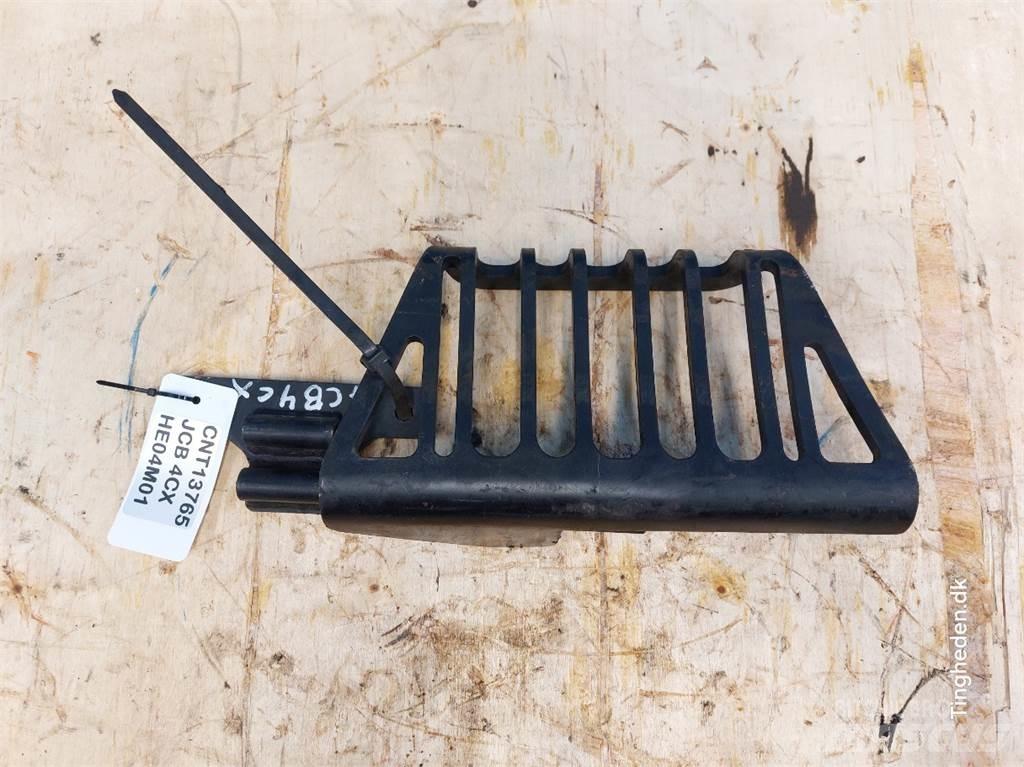 JCB 4CX 筛选机