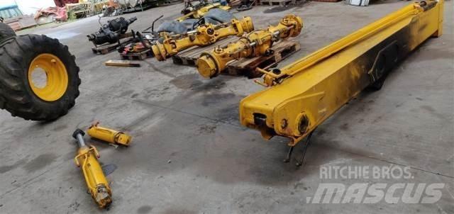 JCB 530 伸缩臂叉装车|叉装车