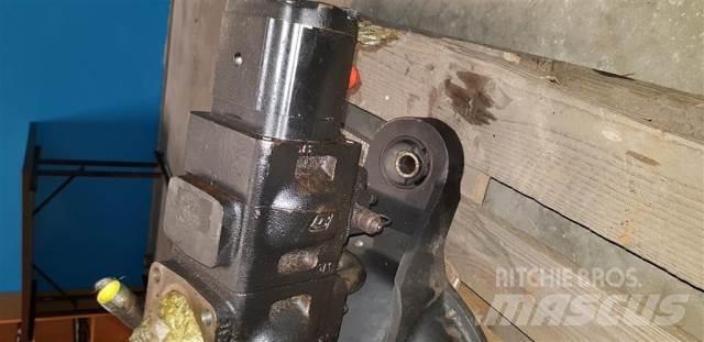 JCB 530 传动装置