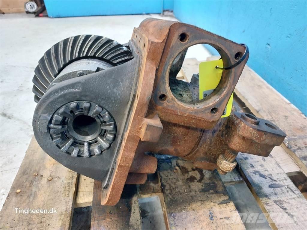 JCB 530 传动装置