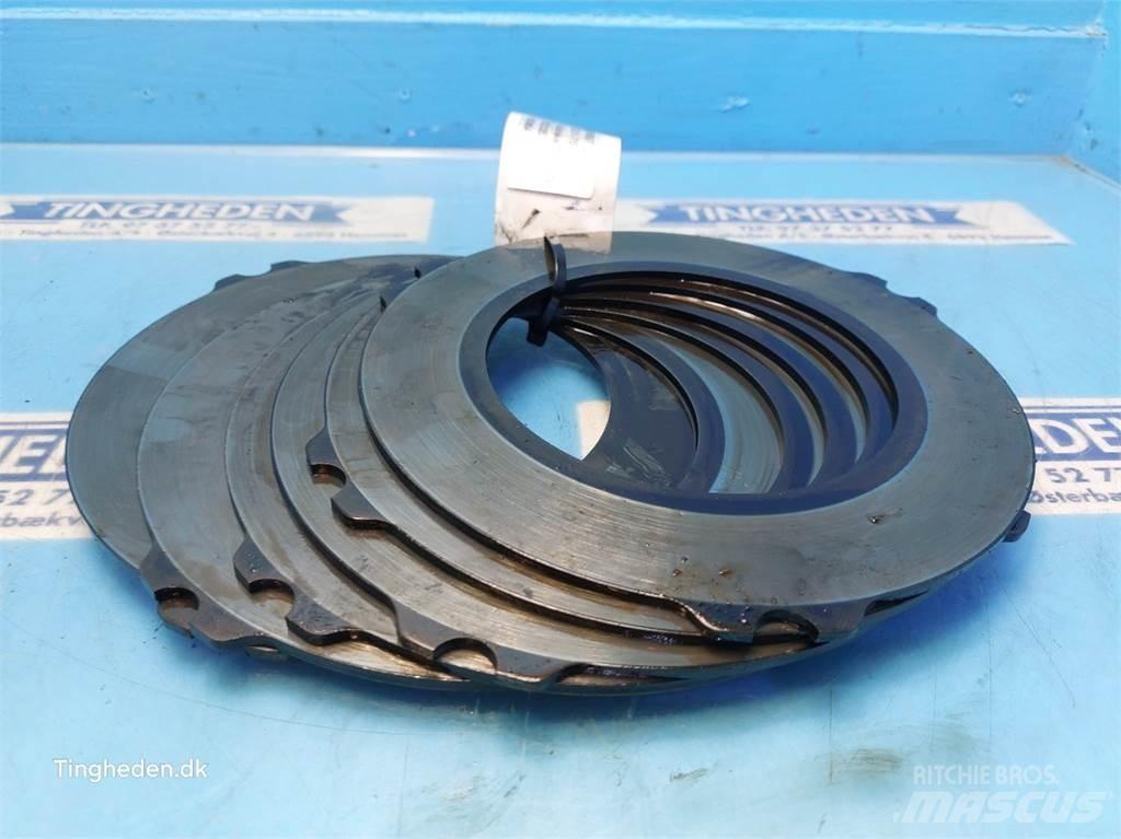 JCB 531-70 传动装置