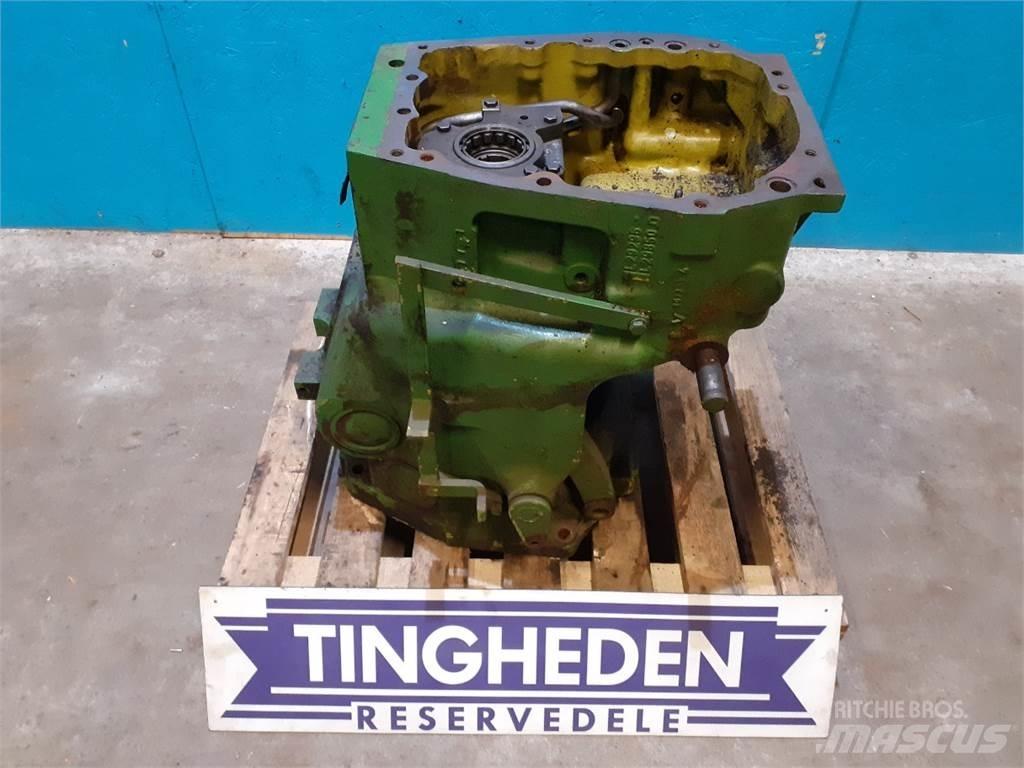 John Deere  传动装置