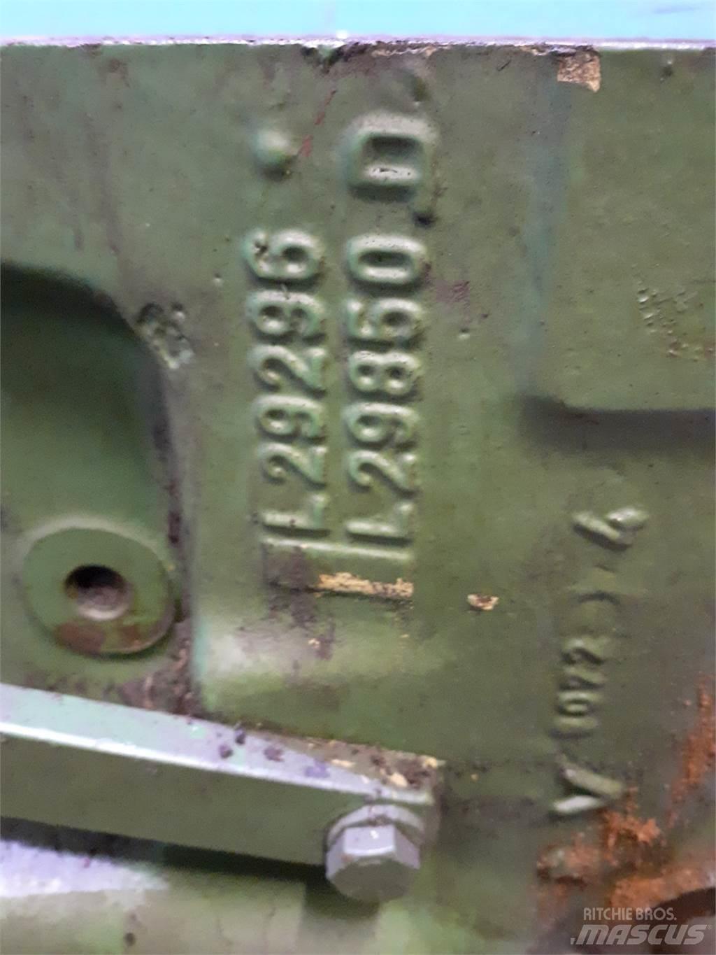 John Deere  传动装置