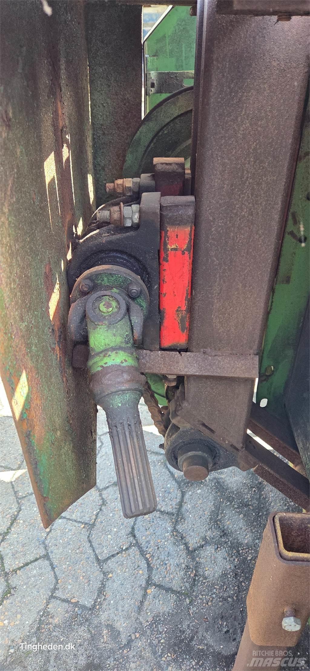 John Deere  联合收割机配件