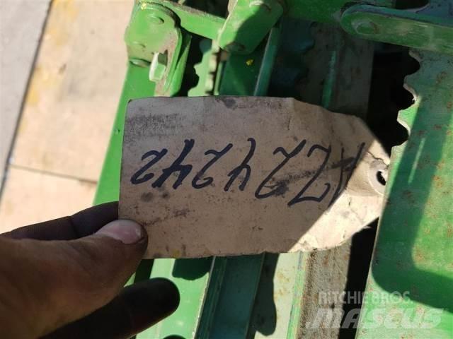 John Deere 1052 联合收割机配件