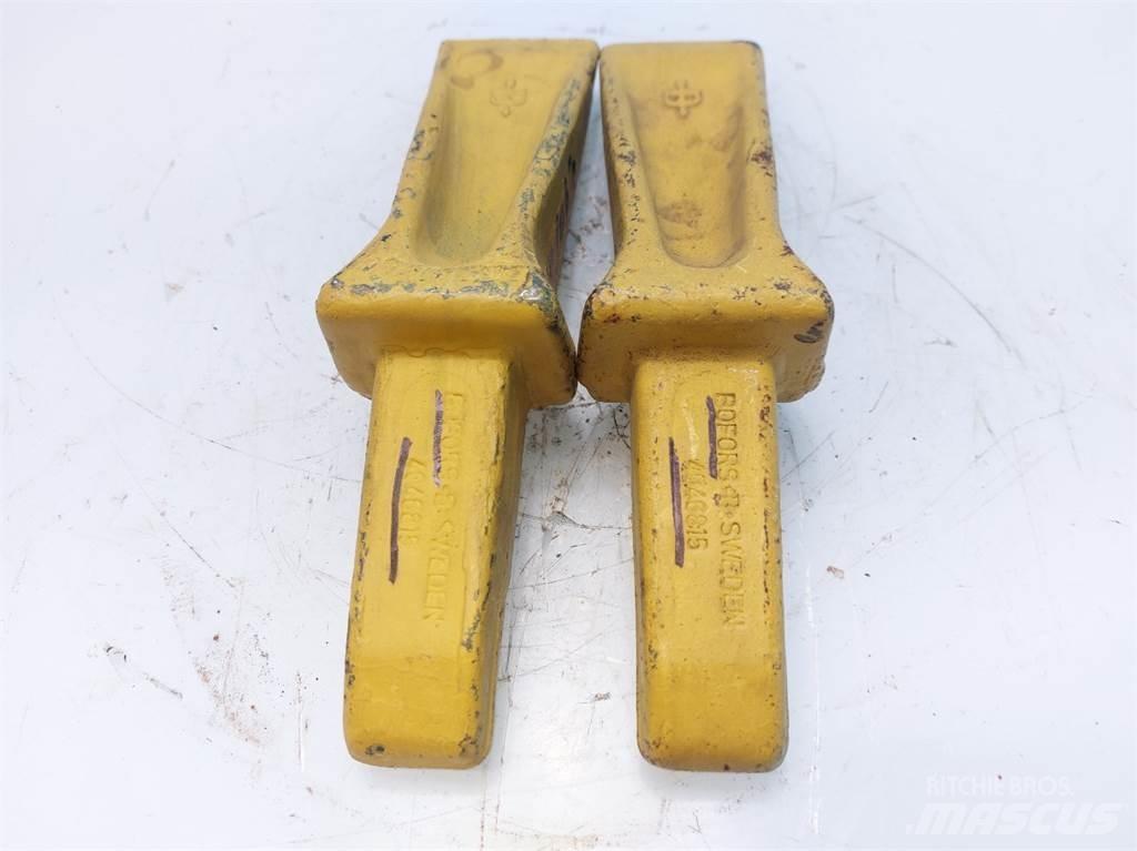 John Deere 1063 挖斗