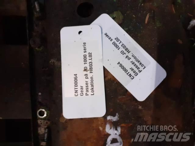 John Deere 1075 传动装置