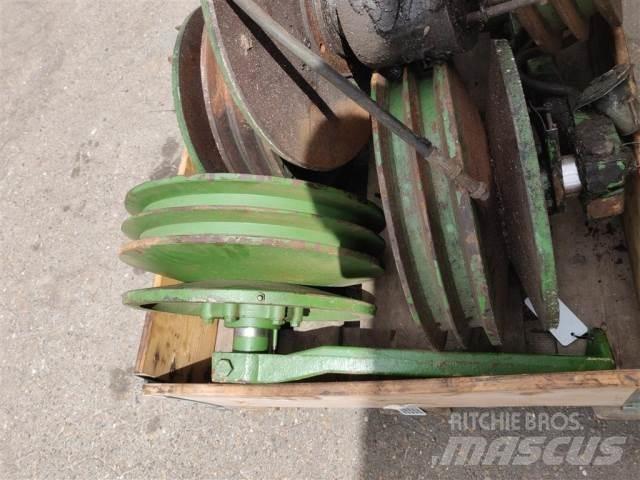 John Deere 1075 农业机械-其他