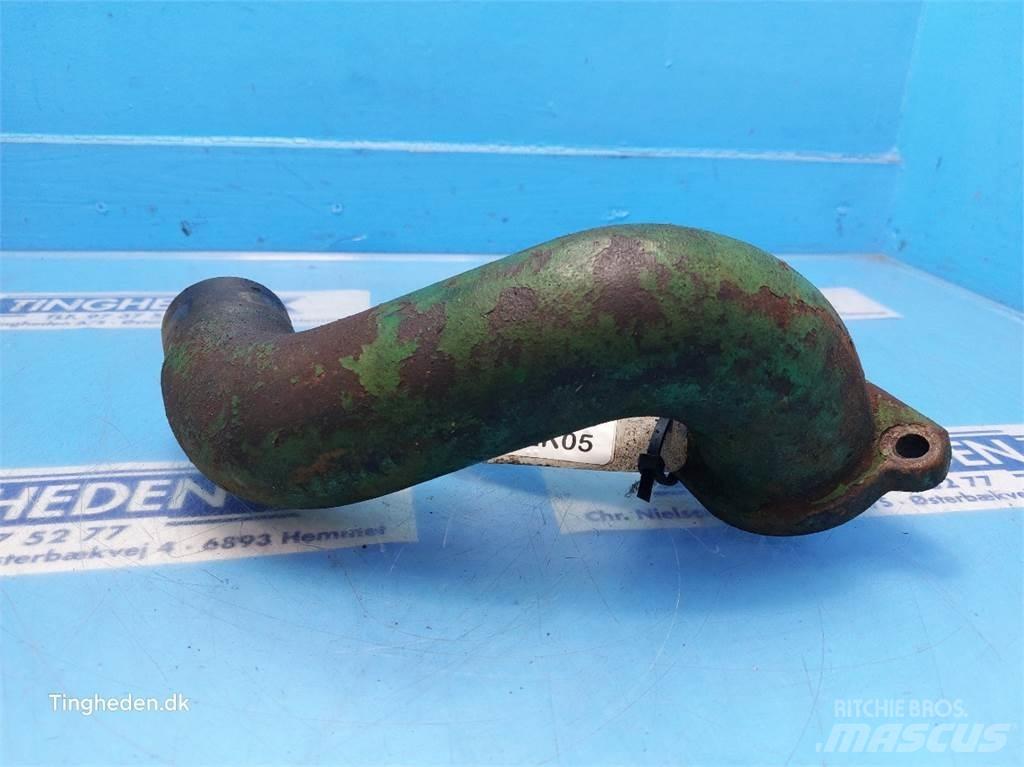 John Deere 1075 发动机