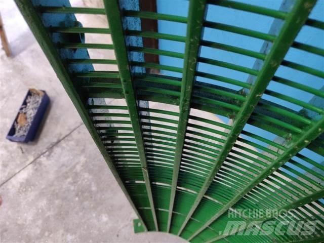 John Deere 1085 联合收割机配件