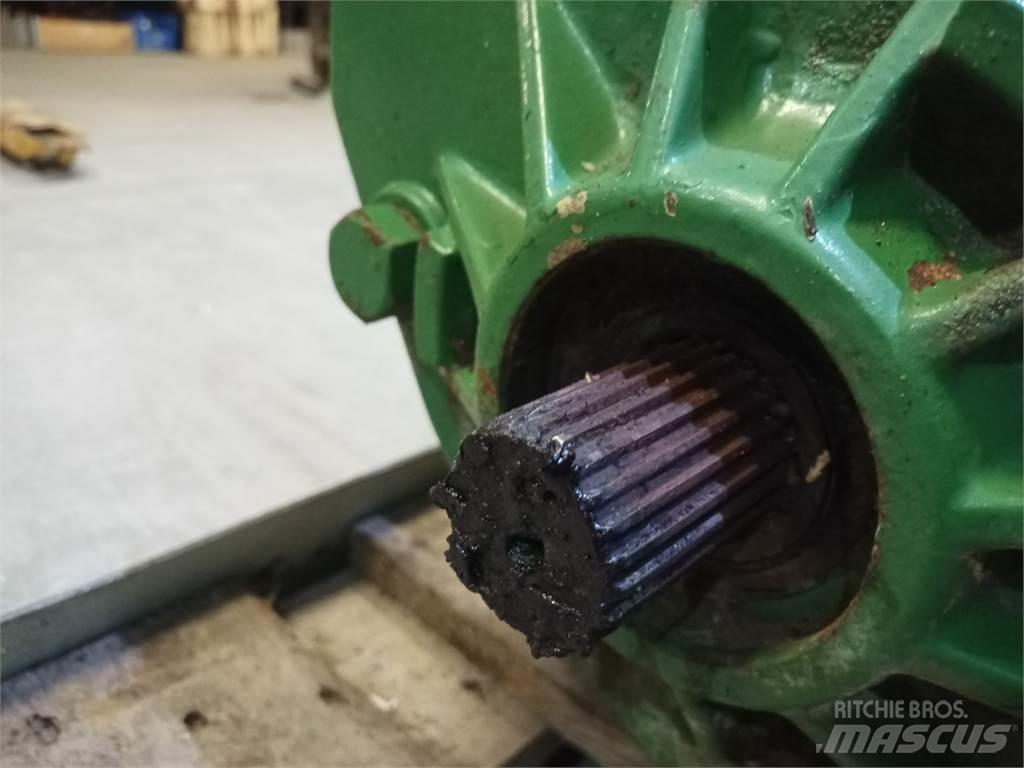 John Deere 1085 传动装置