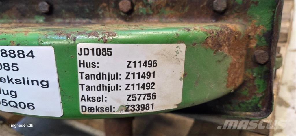 John Deere 1085 传动装置