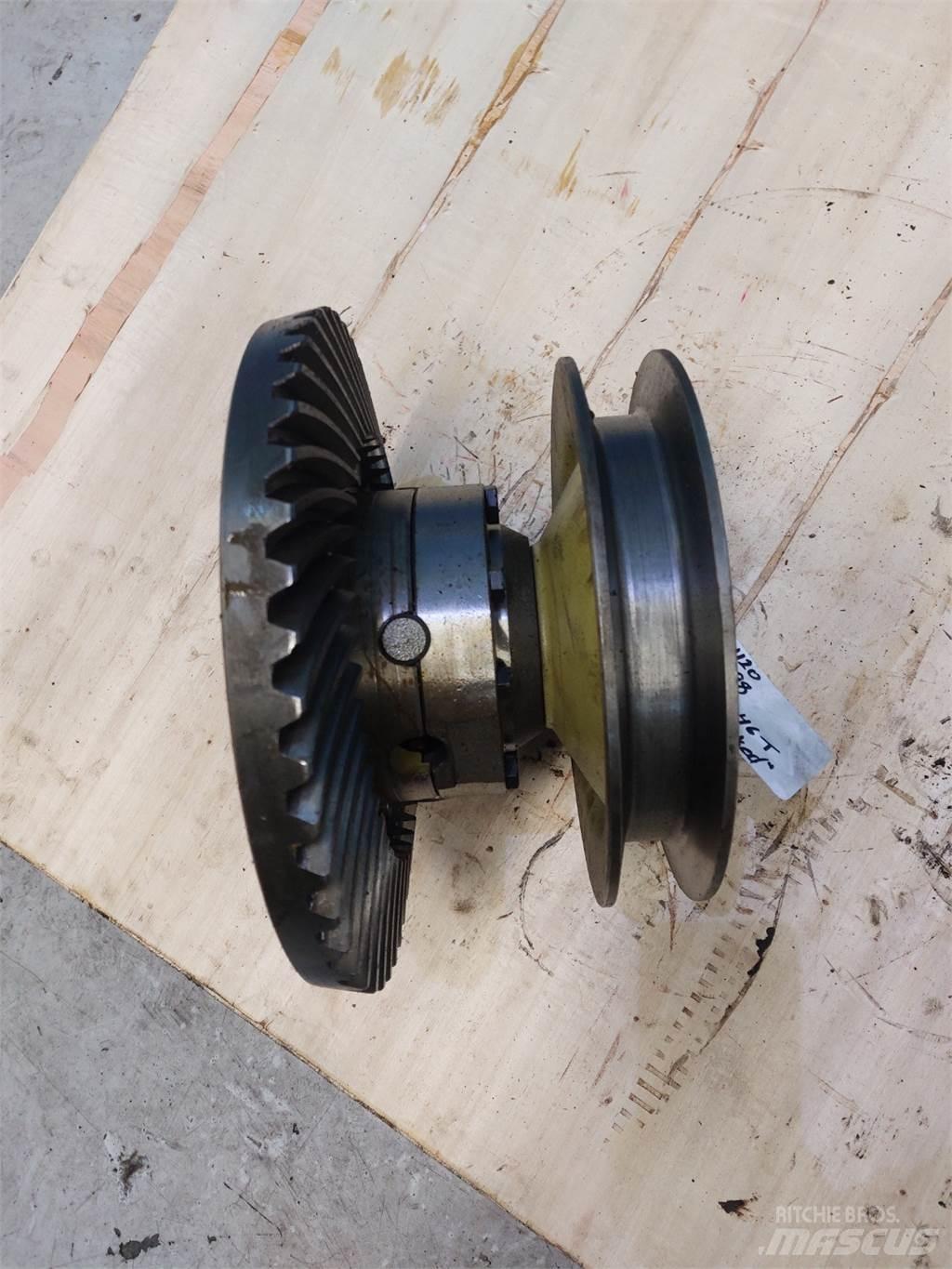 John Deere 1120 传动装置
