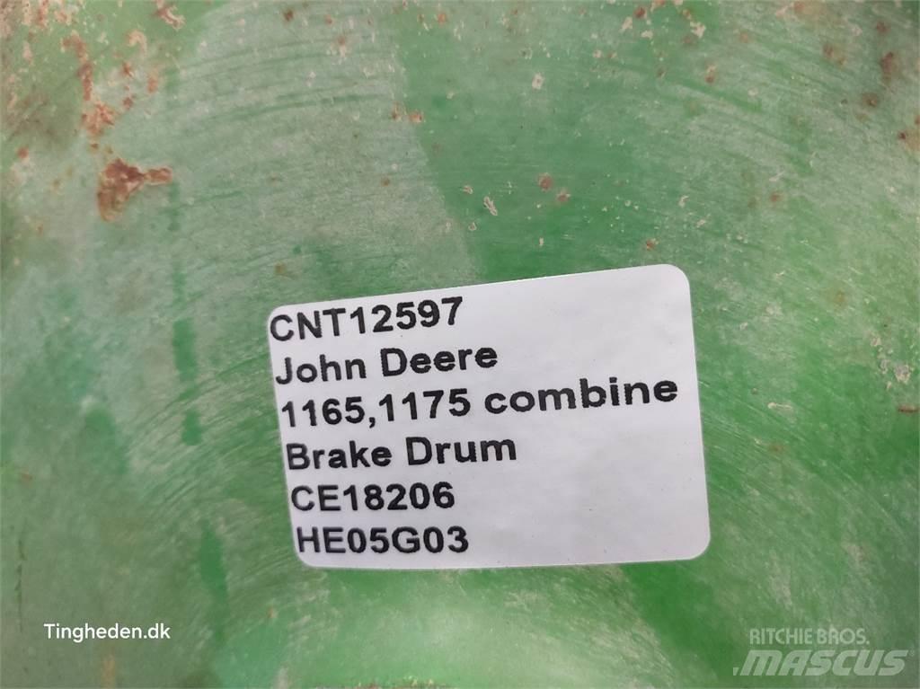 John Deere 1165 传动装置
