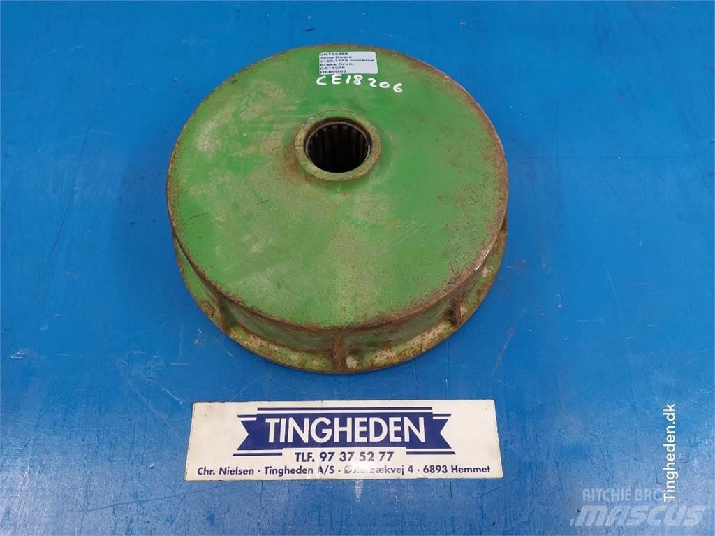 John Deere 1175 传动装置