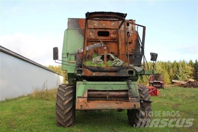 John Deere 1177 联合收割机