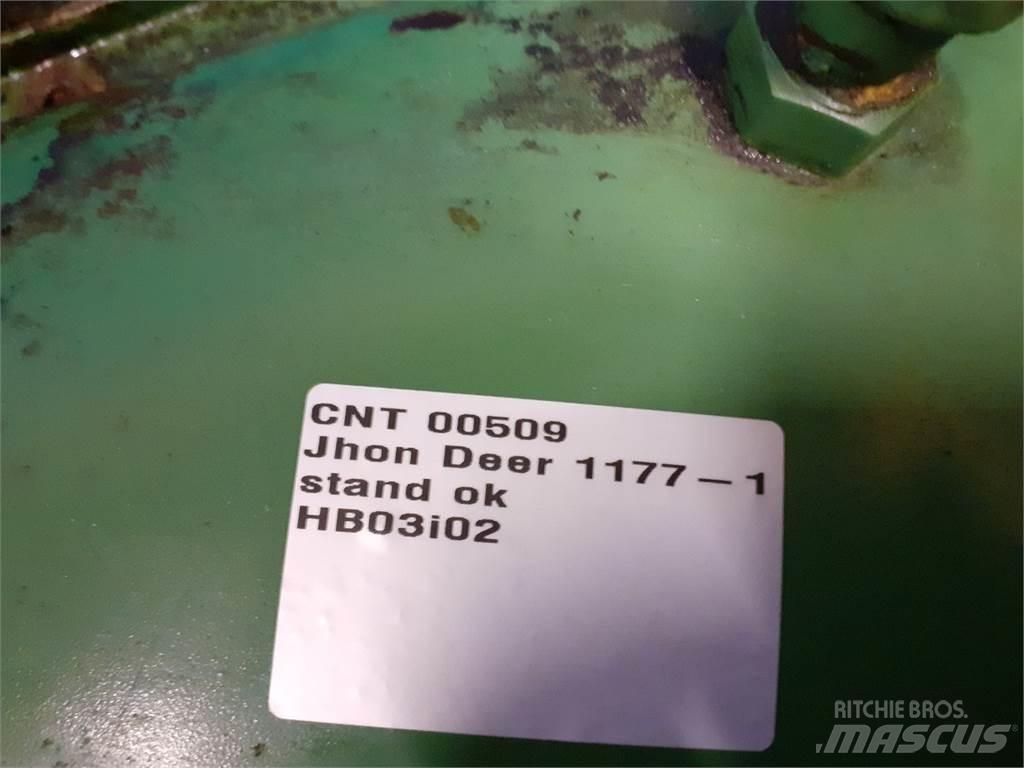John Deere 1177 传动装置