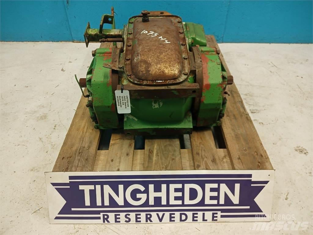 John Deere 1177 传动装置