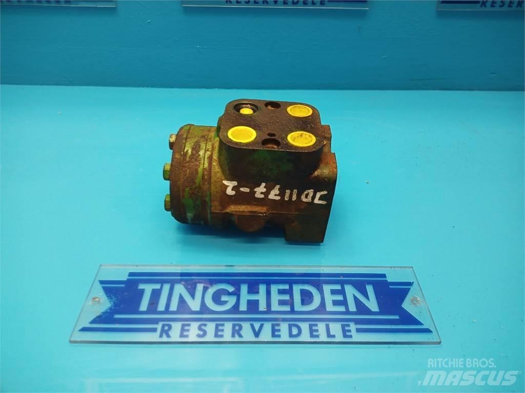John Deere 1177 液压