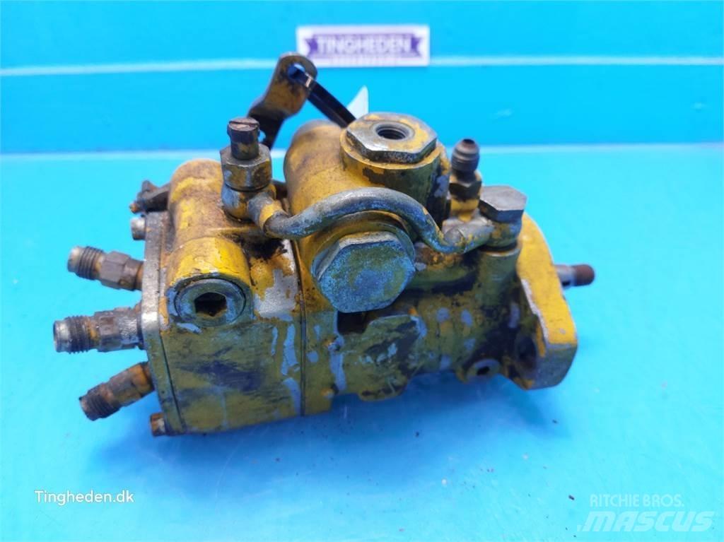 John Deere 2020 发动机