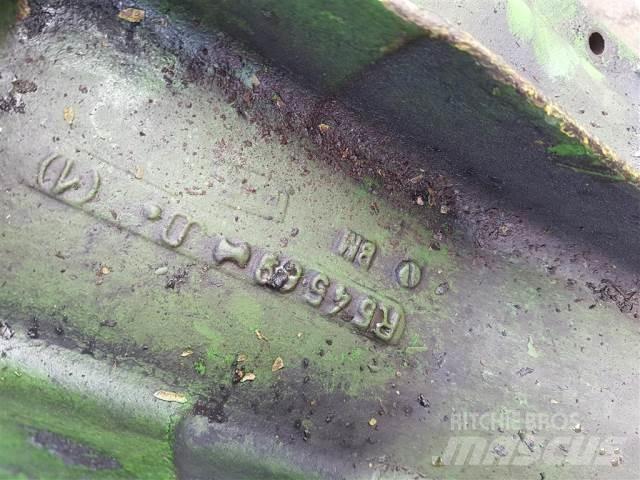 John Deere 2030 发动机