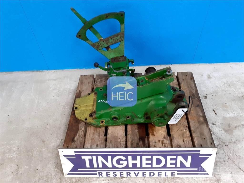 John Deere 2030 其他拖拉机配件