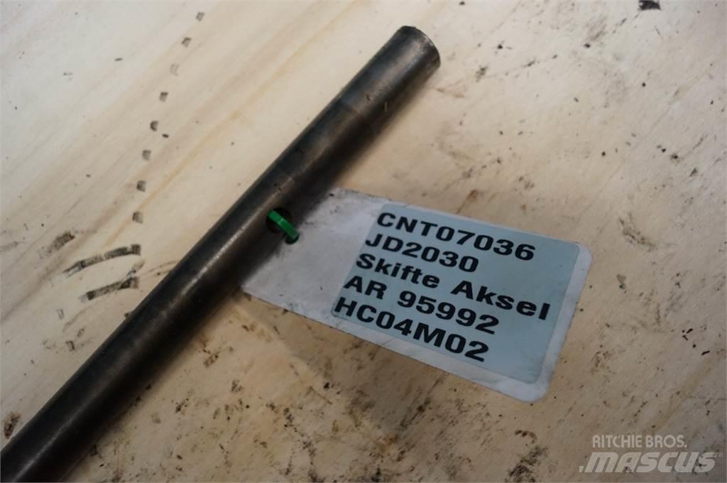 John Deere 2030 传动装置