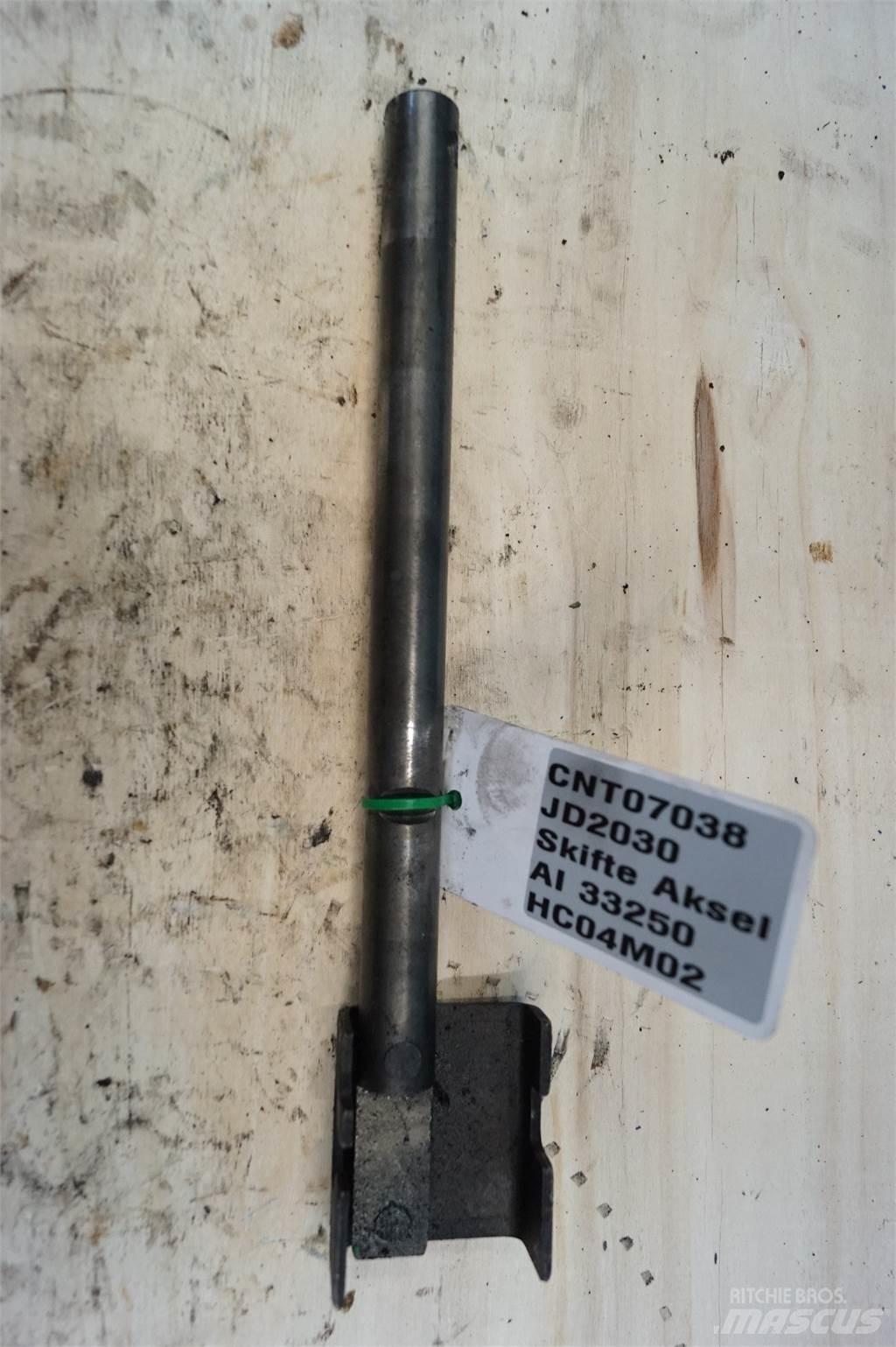 John Deere 2030 传动装置