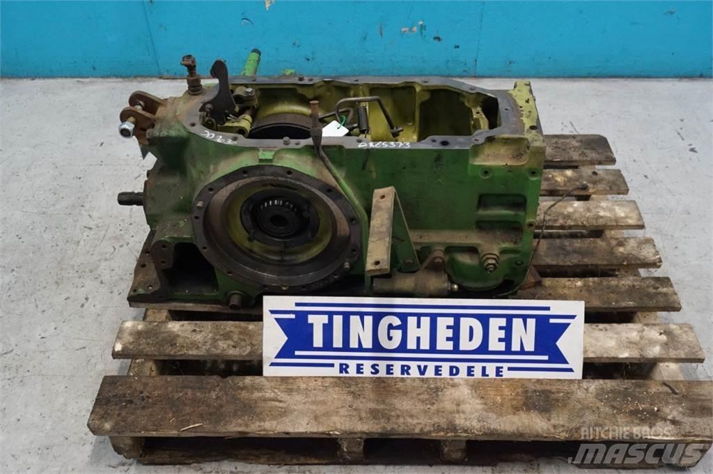John Deere 2030 传动装置