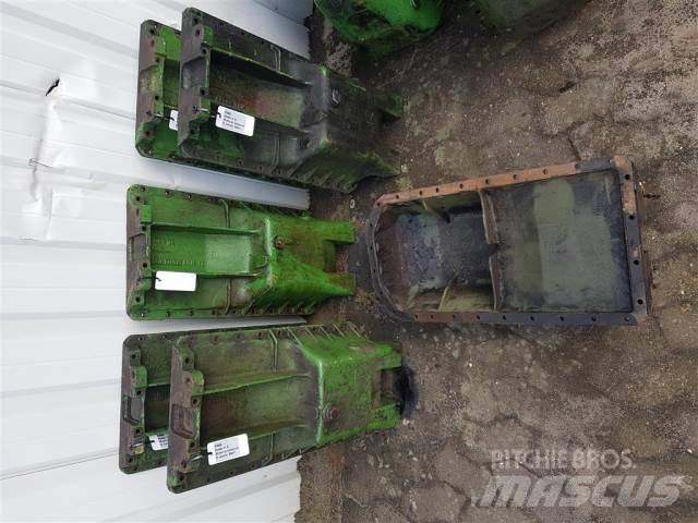 John Deere 2040 发动机