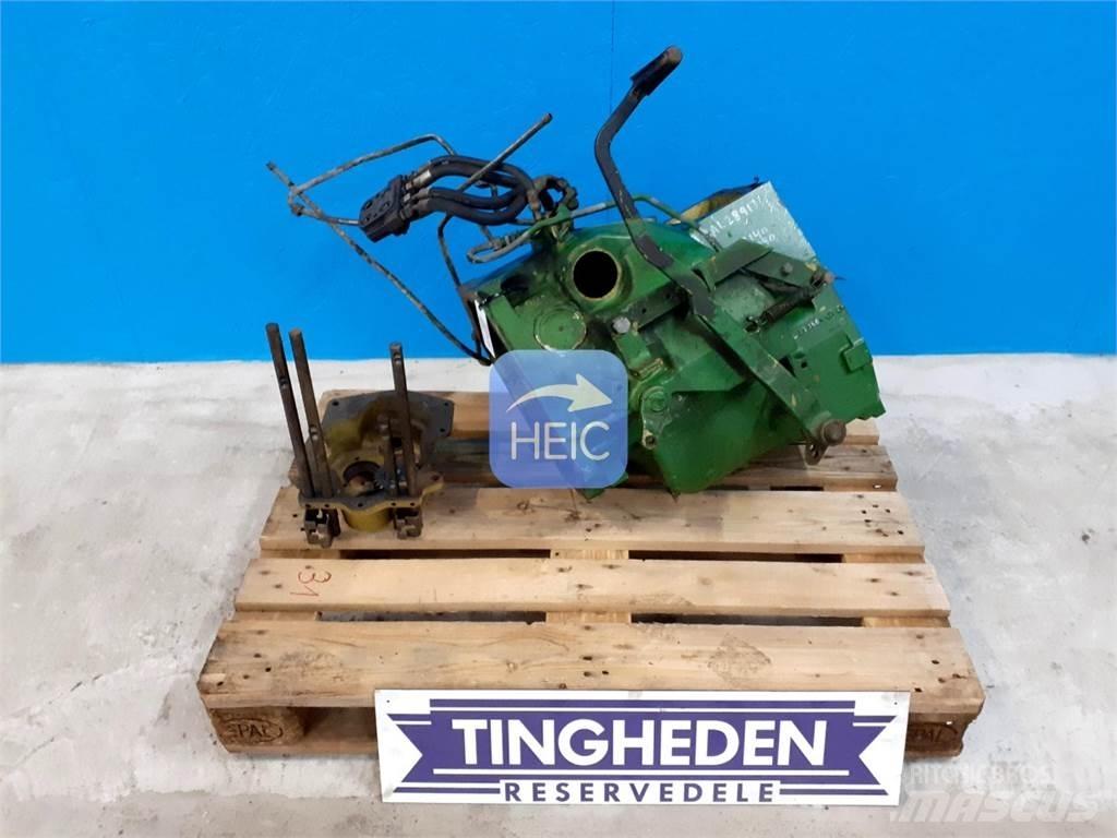 John Deere 2040 传动装置