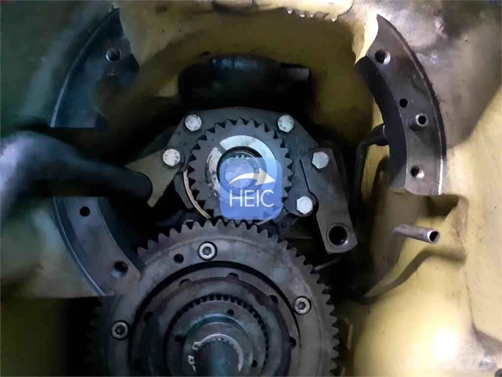 John Deere 2040 传动装置