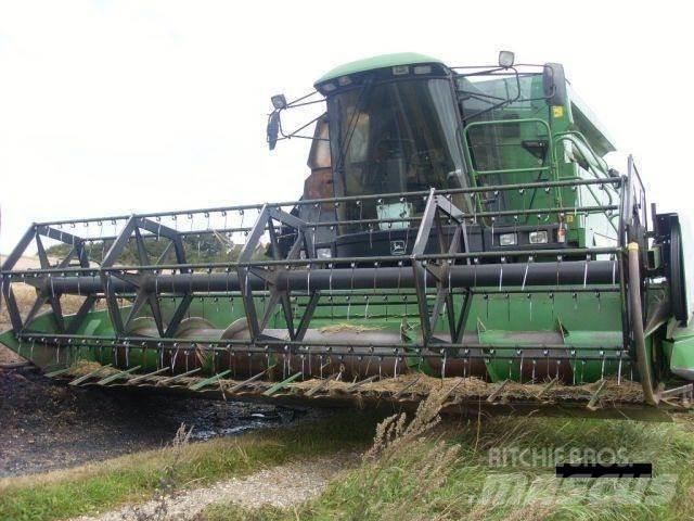 John Deere 2054 联合收割机