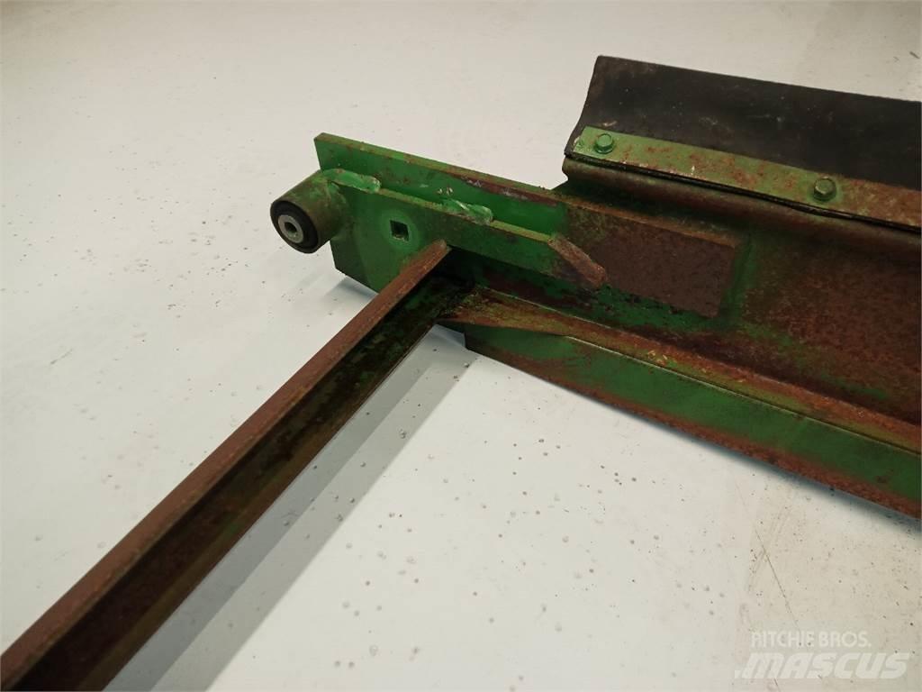 John Deere 2054 融雪撒布机