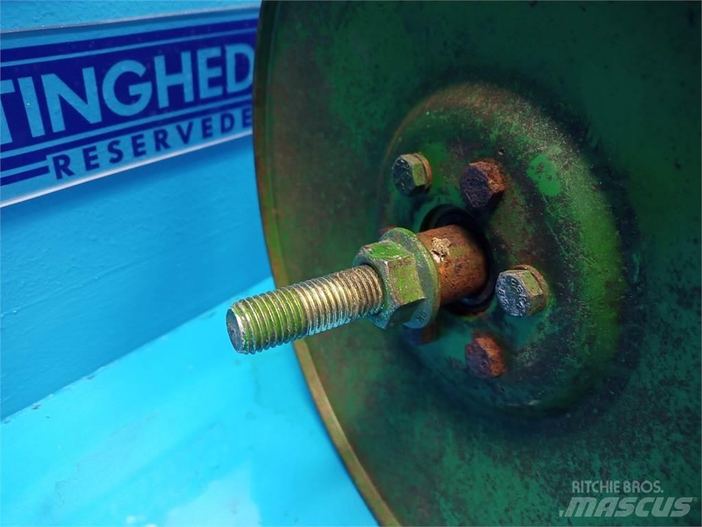 John Deere 2054 农业机械-其他
