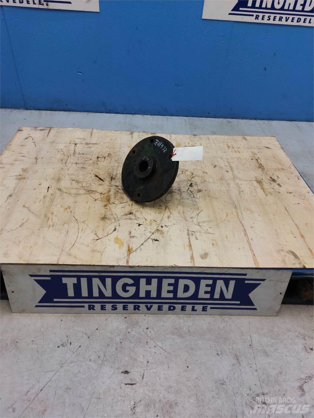 John Deere 2054 农业机械-其他