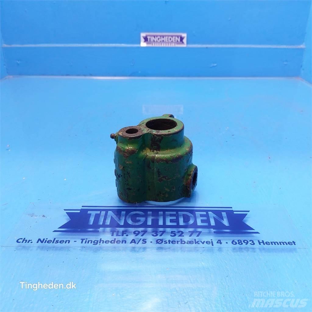 John Deere 2130 其他拖拉机配件