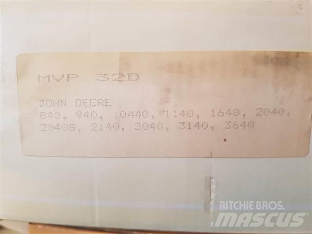 John Deere 2140 电子设备