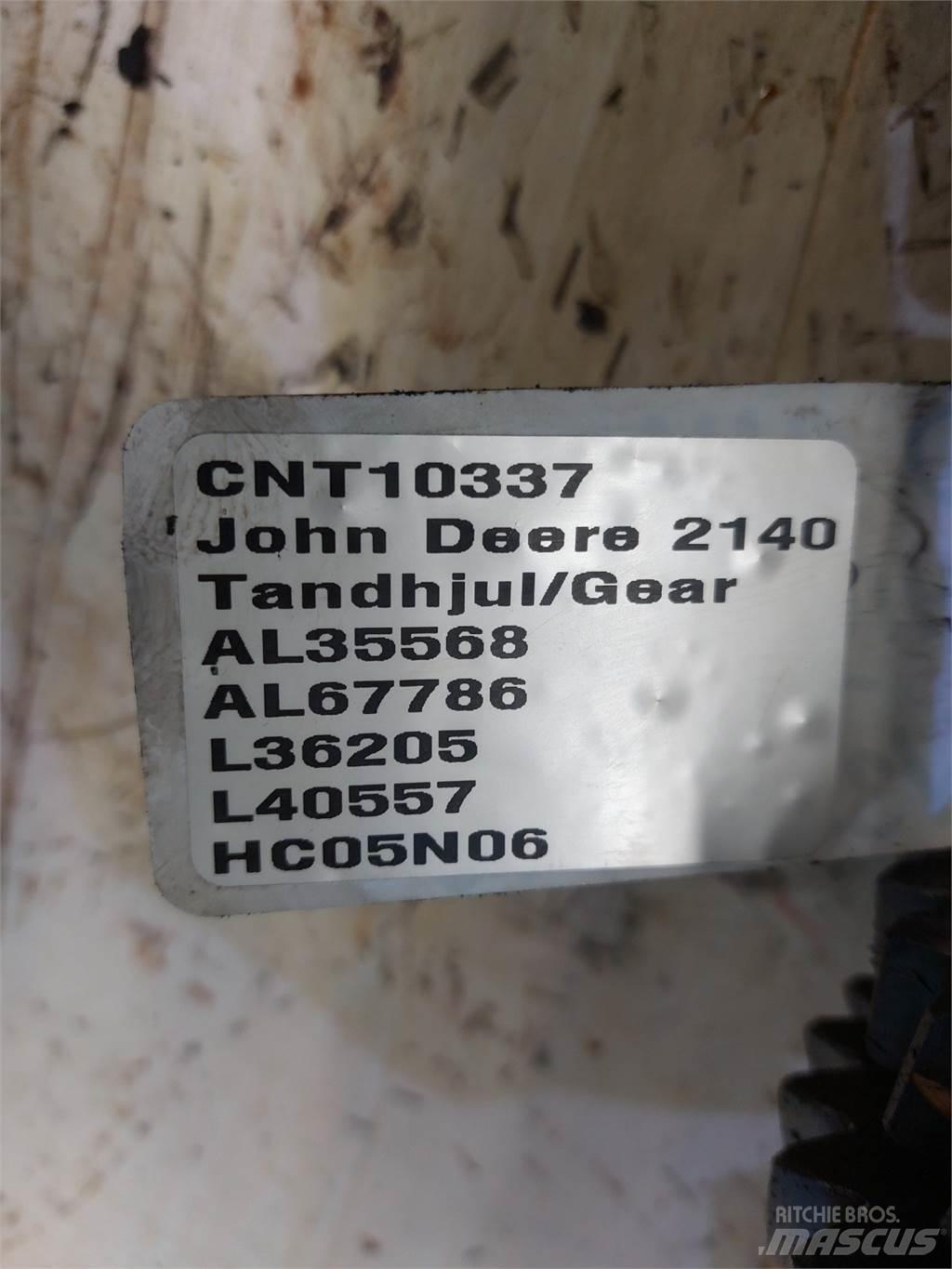 John Deere 2140 传动装置