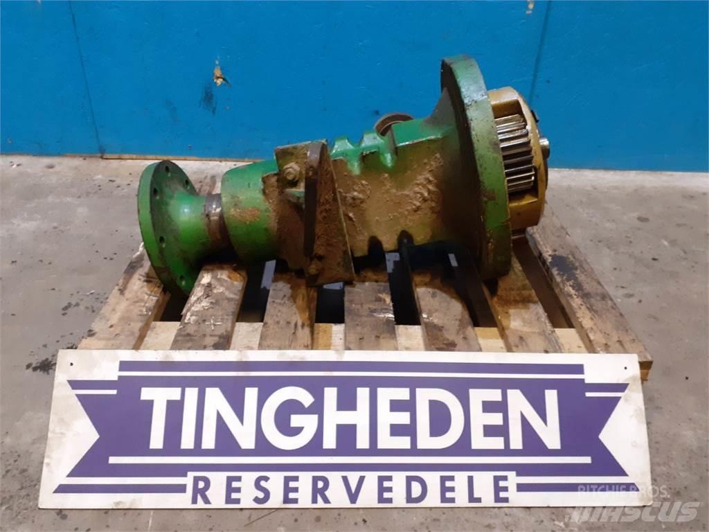 John Deere 2450 其他拖拉机配件