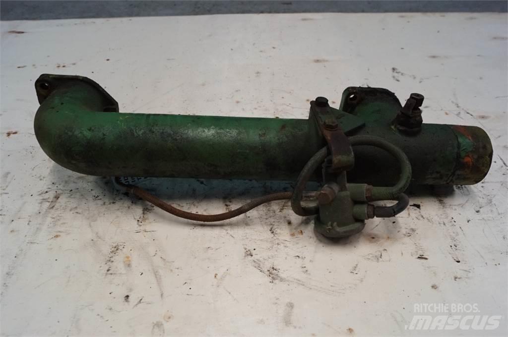 John Deere 2840 发动机