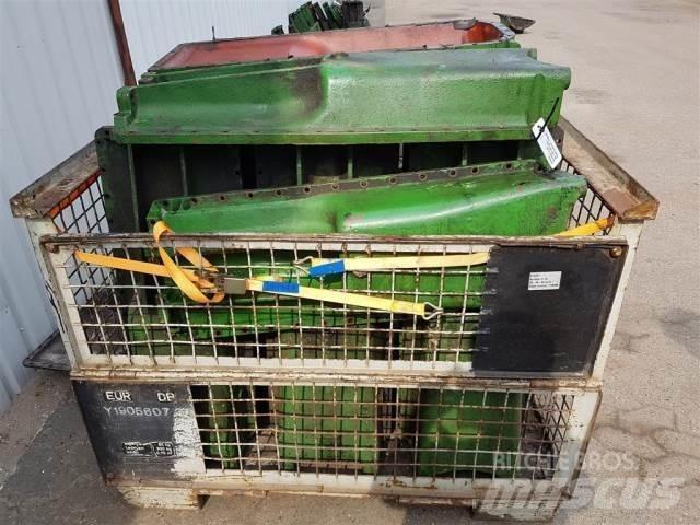 John Deere 3040 发动机
