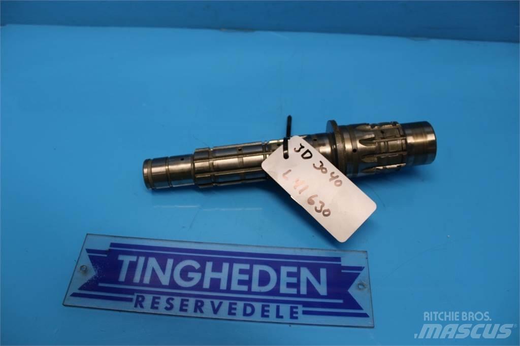 John Deere 3040 传动装置