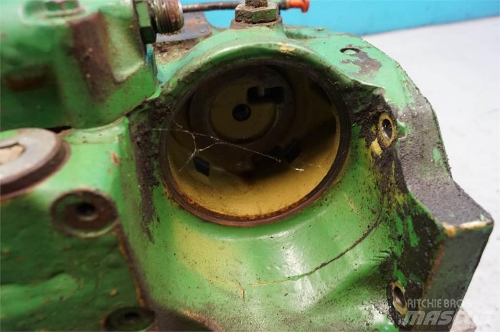 John Deere 3040 传动装置