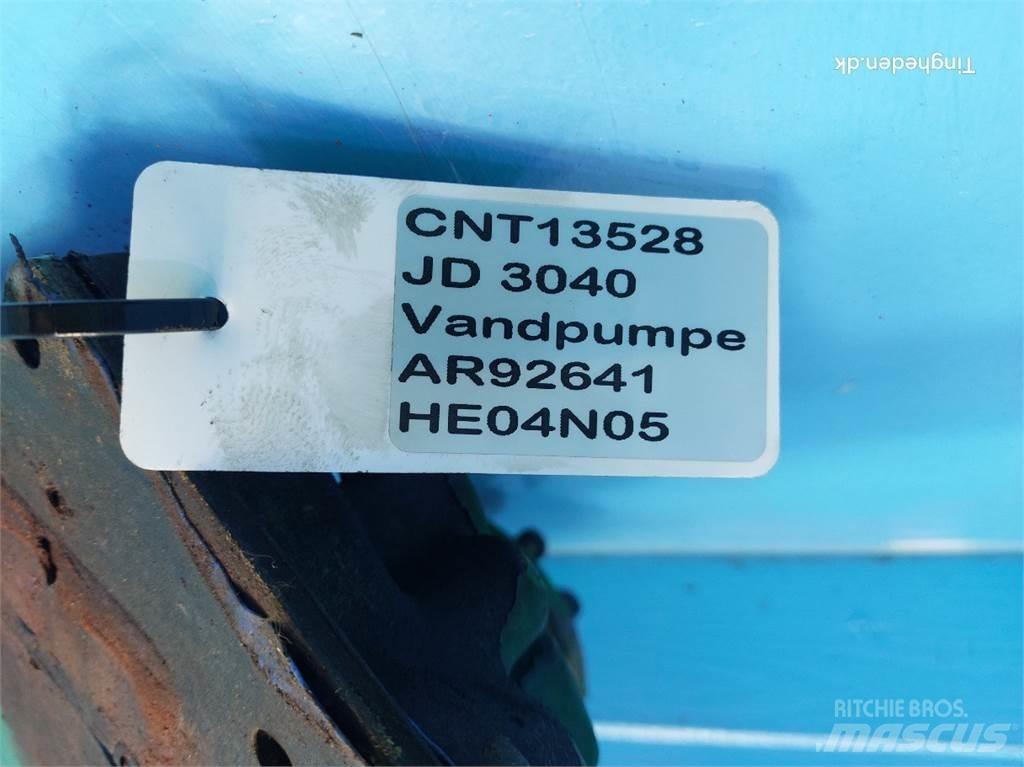 John Deere 3040 发动机