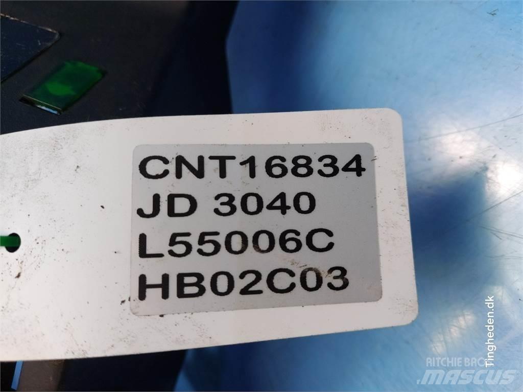John Deere 3040 驾驶室与内部