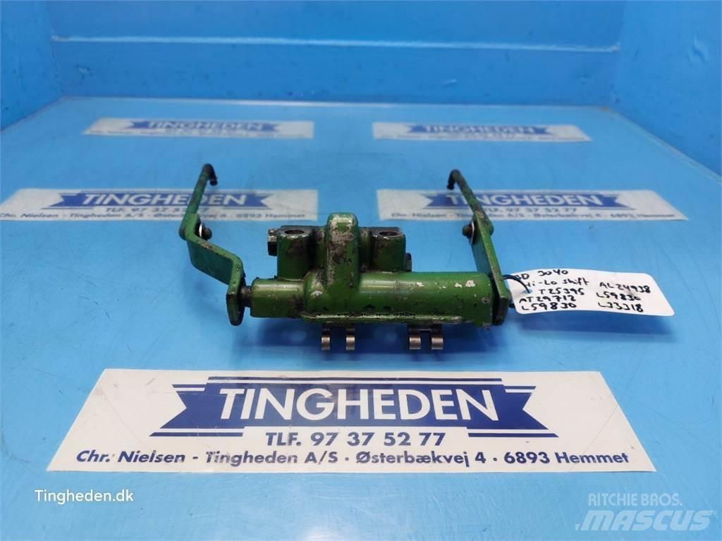 John Deere 3040 传动装置