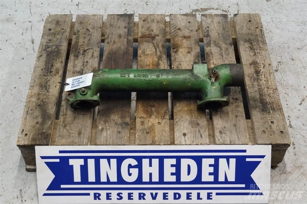 John Deere 3140 发动机