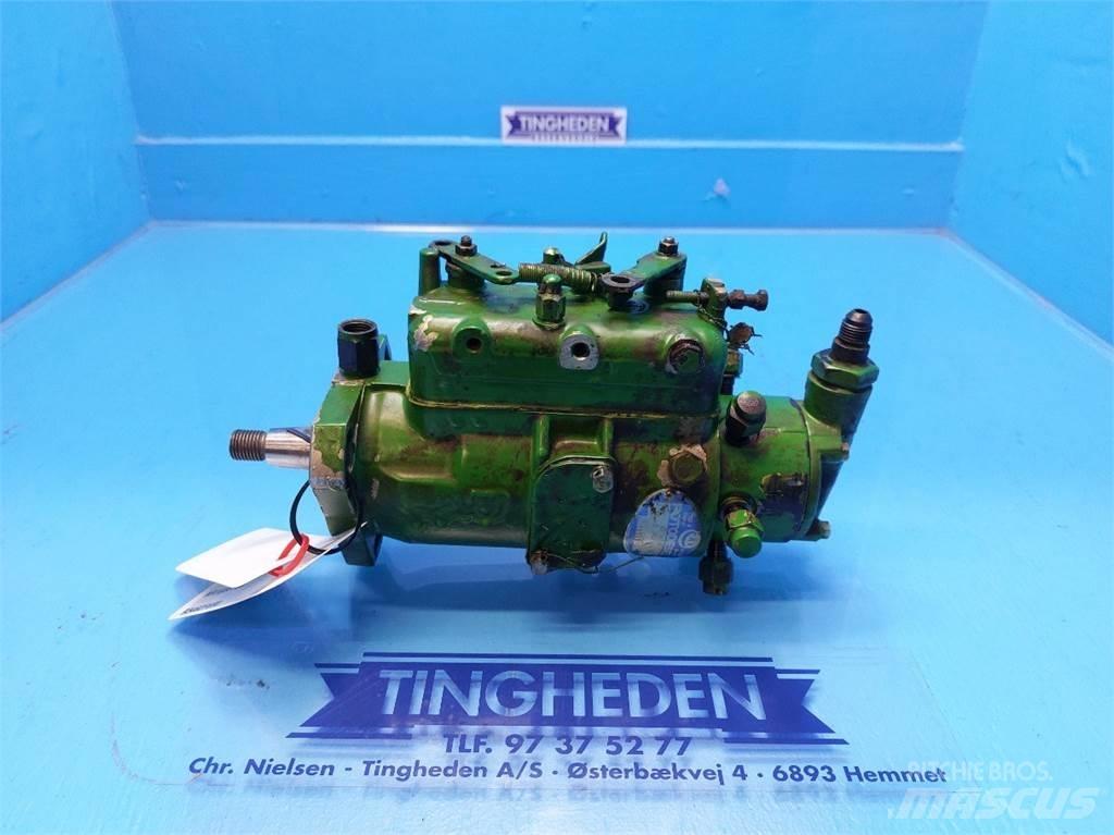 John Deere 3140 发动机