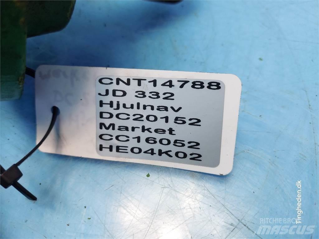John Deere 332 轴